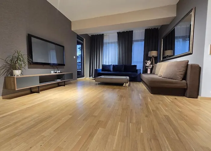 Cozy Center - Free Parking Garage Апартаменти Скоп'є