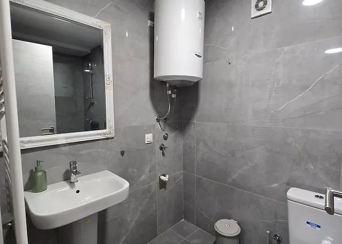 Cozy Center - Free Parking Garage Скоп'є